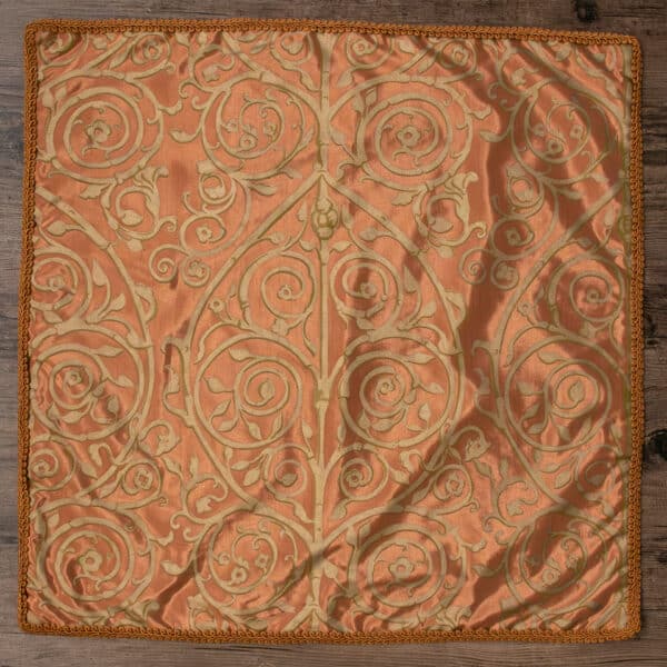 Tarot Cloth Copper Windsor Scroll 002