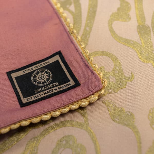 Tarot Cloth – Pale Pink Windsor Scroll