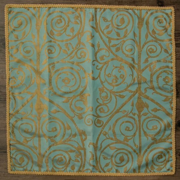 Tarot Cloth Turquoise Windsor Scroll 002