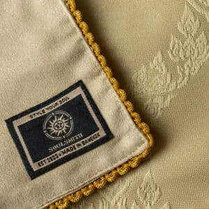 Tarot Cloth – Ivory Prajam Yarm